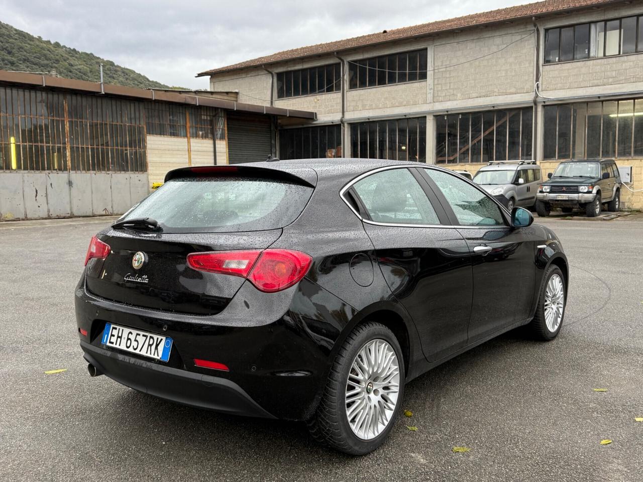 Alfa Romeo Giulietta 1.6 JTDm-2 105 CV Distinctive