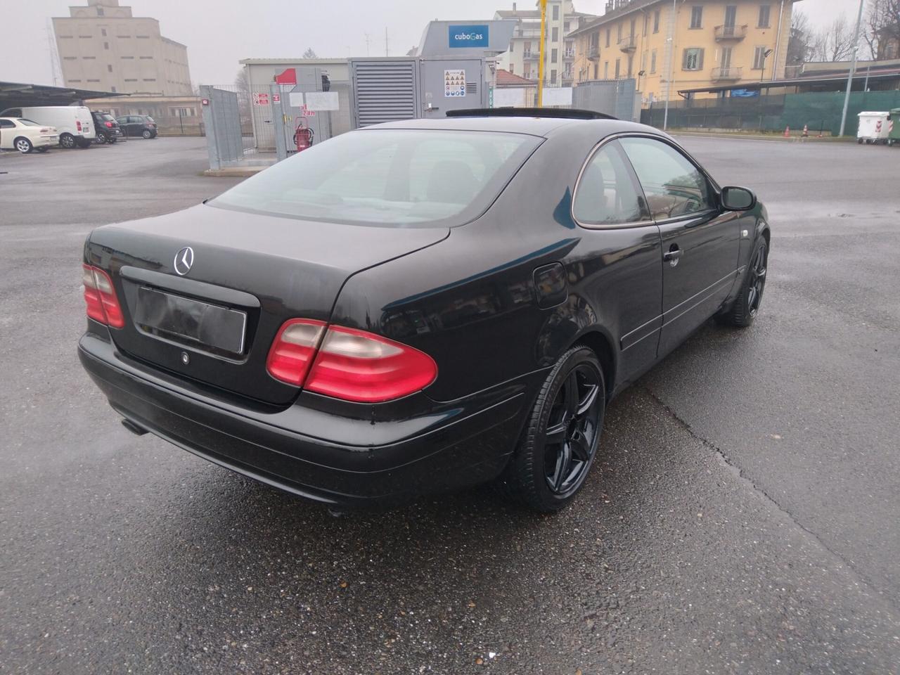 Mercedes-benz CLK 200 16v 136cv cat Sport
