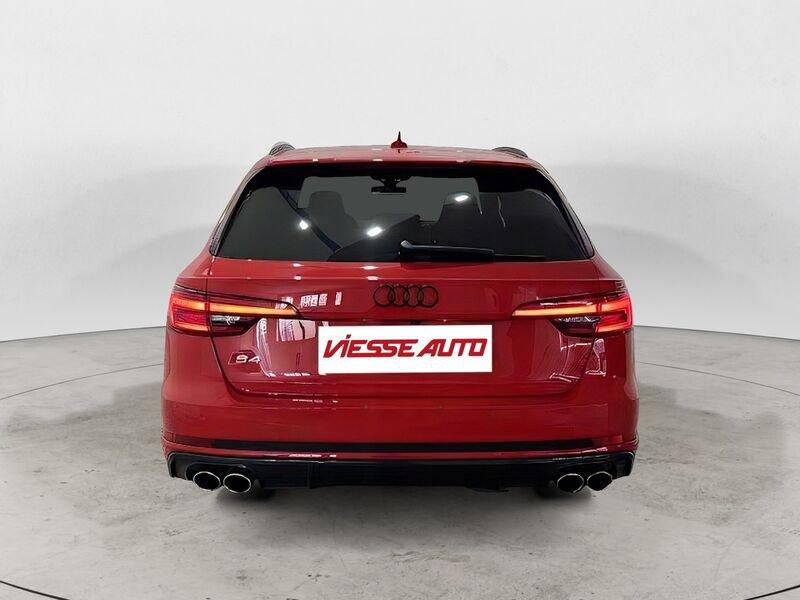 Audi A4 S4 3.0 TFSI quattro