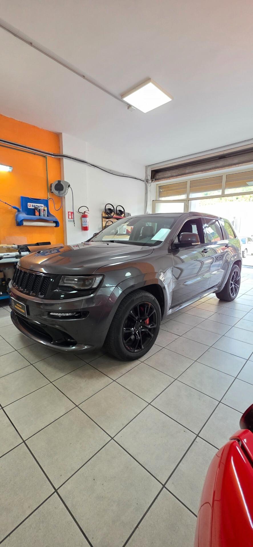 Jeep Grand Cherokee 6.4 V8 HEMI SRT