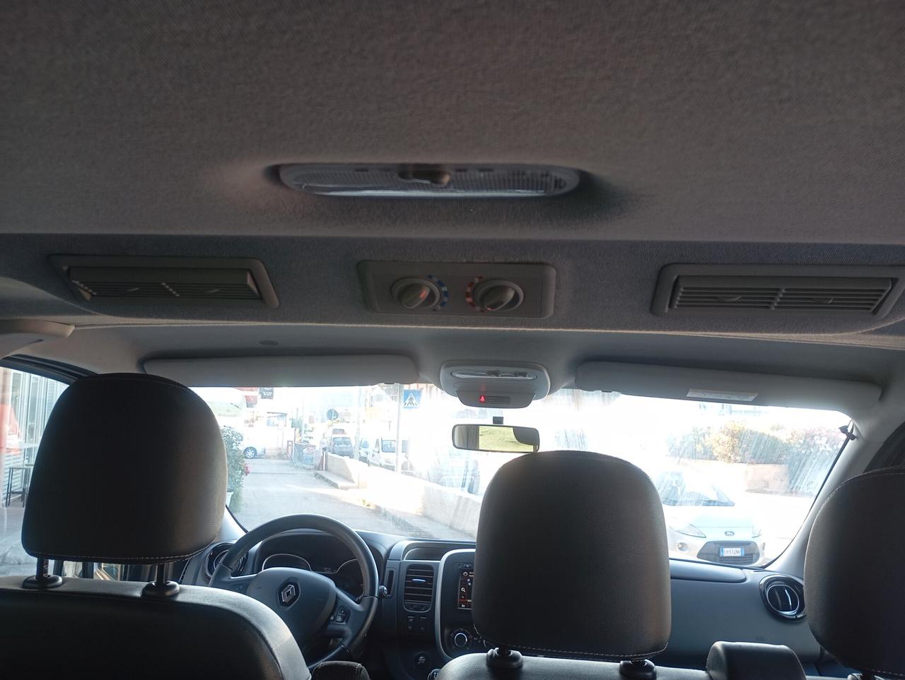 Renault Trafic T29 2.0 dCi 145CV EDC PC-TN Intens Heavy Energy