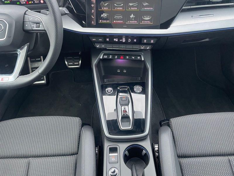 Audi A3 SPB 35 TDI S tronic S line Nuovo Modello Tetto Matrix Led 18" Camera
