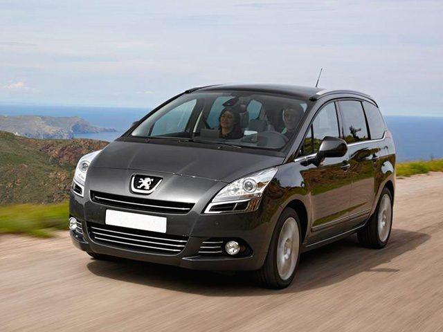 PEUGEOT 5008 1.6 HDi 115CV Business 7 posti