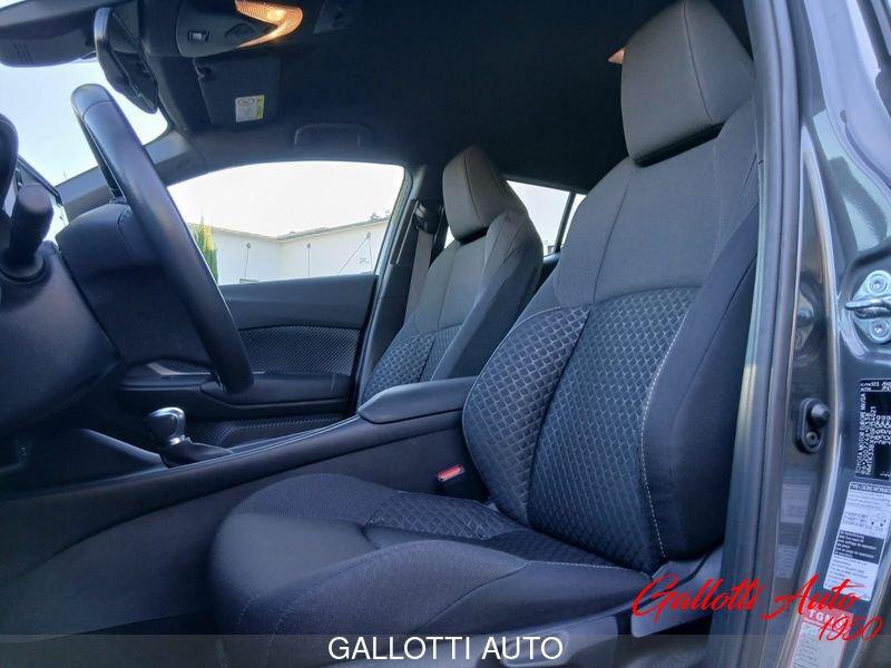 Toyota C-HR C-HR 1.8 Hybrid E-CVT