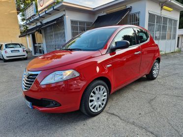 Lancia Ypsilon 1.2 69 CV 5 porte Silver