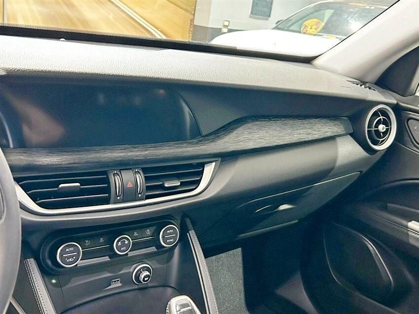 Alfa Romeo Stelvio 2.2 Turbodiesel 190 CV AT8 Q4 Business