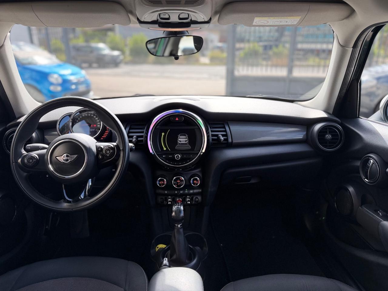 Mini 1.5 Cooper D 5 porte CAMBIO AUTOMATICO