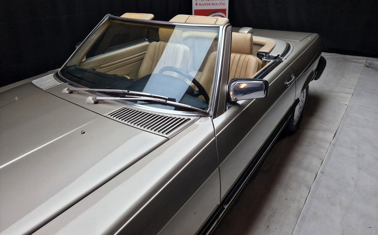 Mercedes-benz SL 560 anno 1987 certificata ASI con CRS