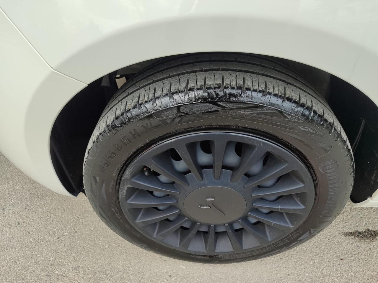 Lancia Ypsilon 1.0 HYBRID SILVER 70CV