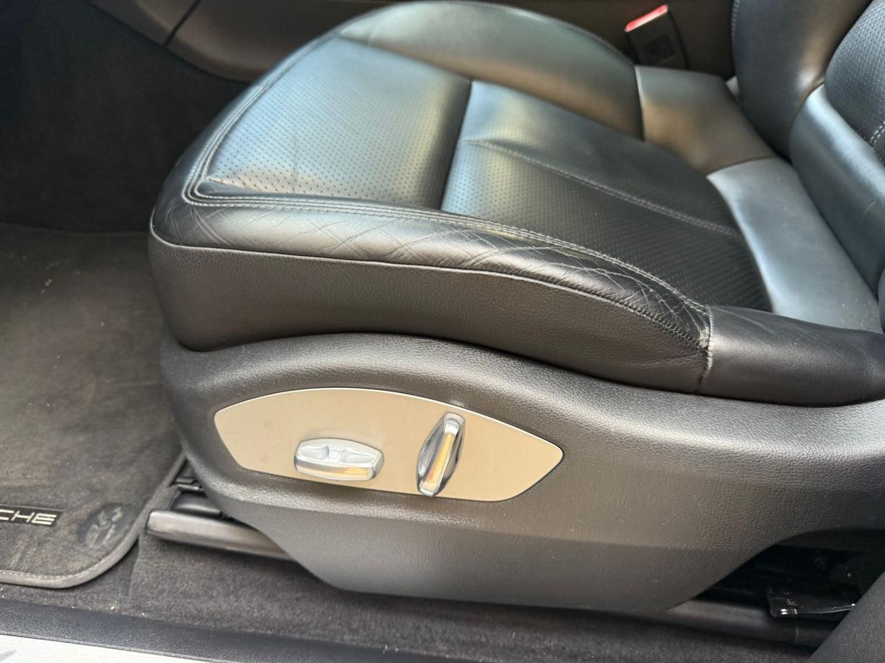 Porsche Macan 3.0 S Diesel con gancio traino