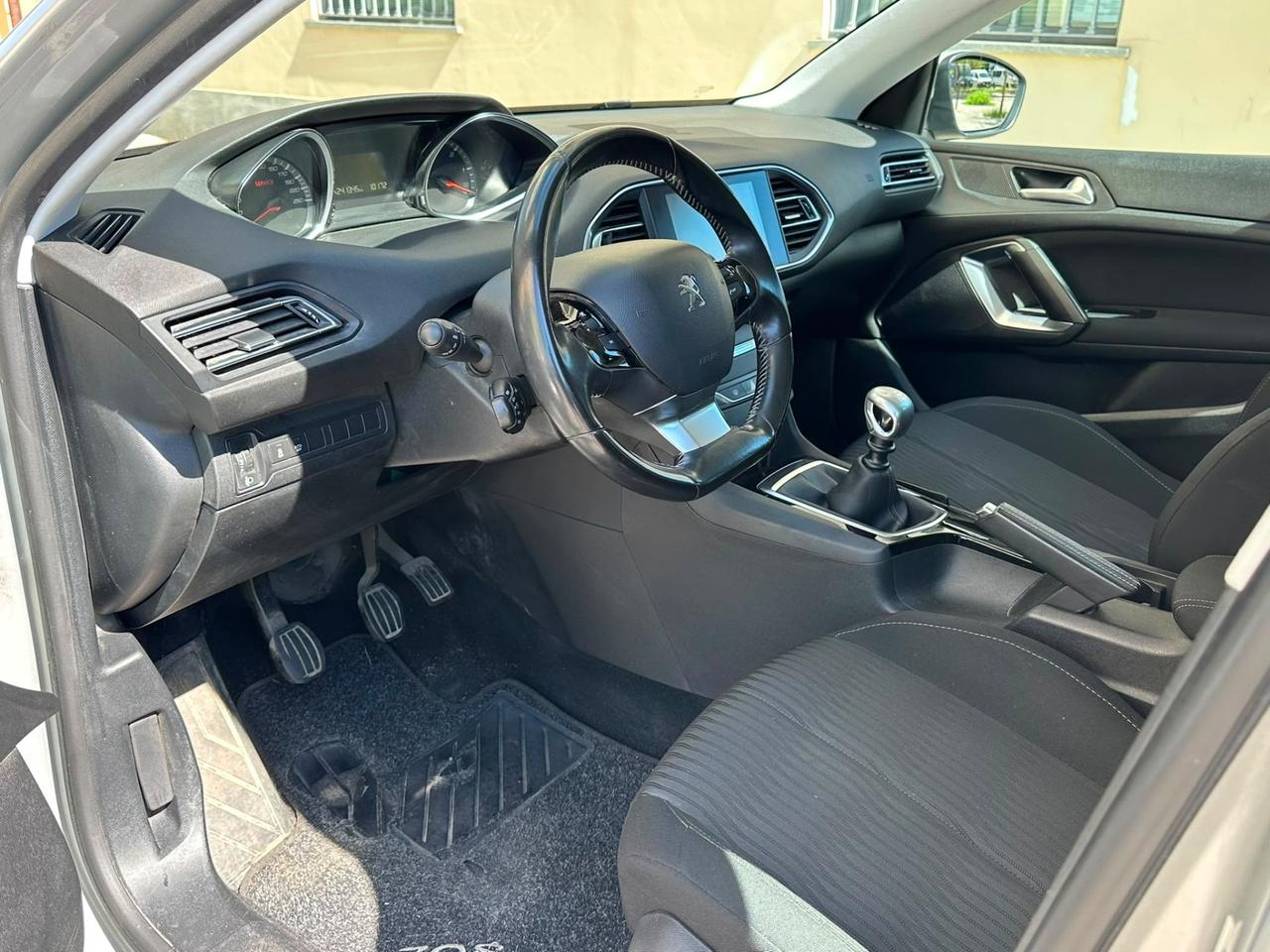 Peugeot 308 BlueHDi 150 S&S EAT6 SW Business