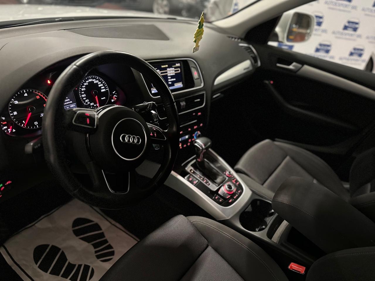 Audi Q5 2.0 TDI 177CV quattro S tronic /GANCIO TRAINO/kmcertif