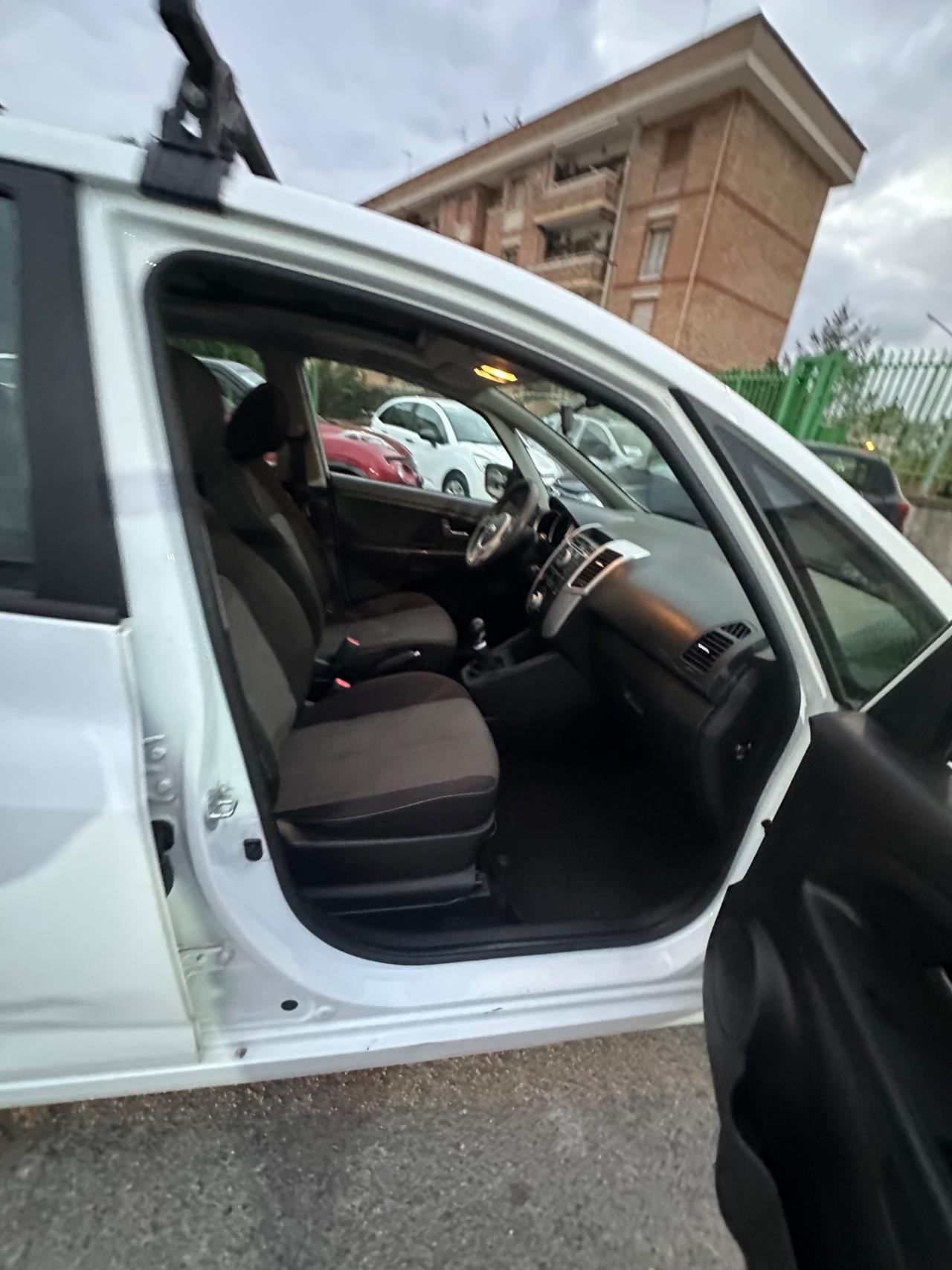 Kia Venga 1.4 GPL Cool