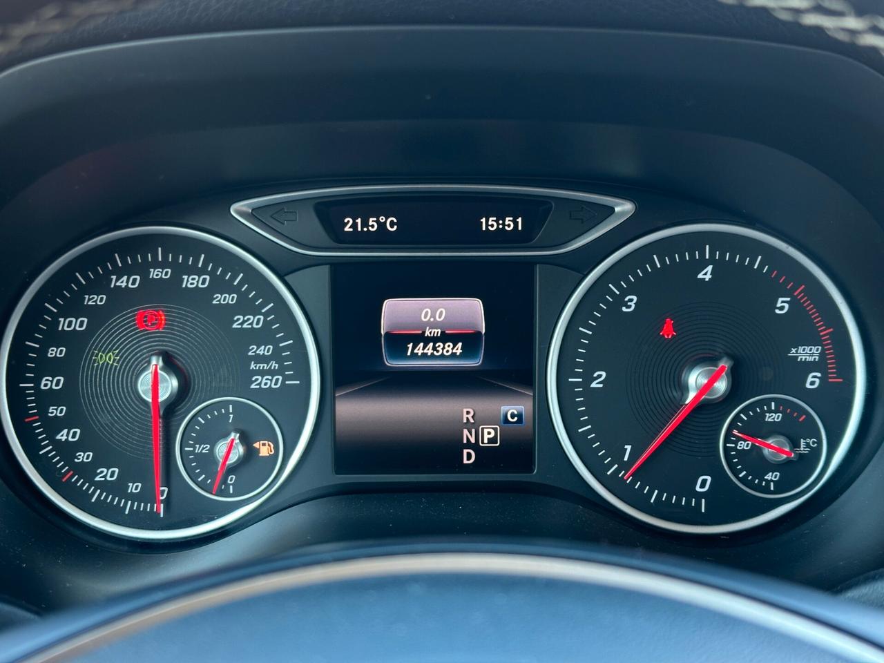 MERCEDES-BENZ B 180 d Automatic Sport