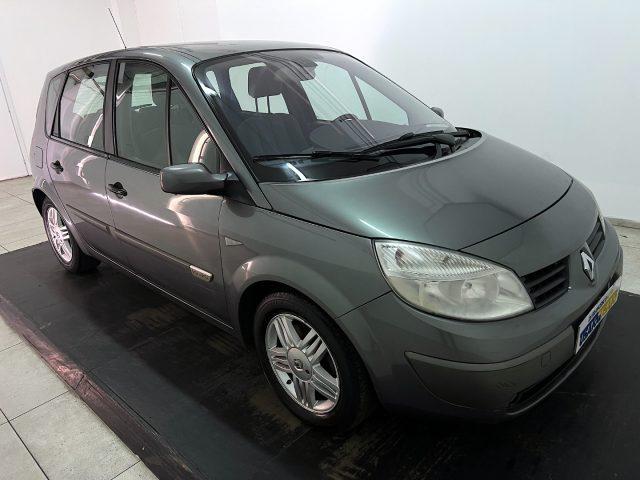 RENAULT Scenic 1.9 dCi Luxe Privilège 120cv