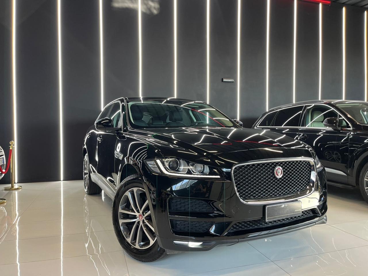 Jaguar F-Pace 2.0 D 180 CV AWD aut.Portfolio