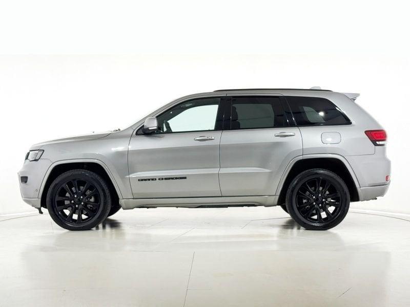 Jeep Grand Cherokee 3.0 V6 CRD 184kW Night Eagle