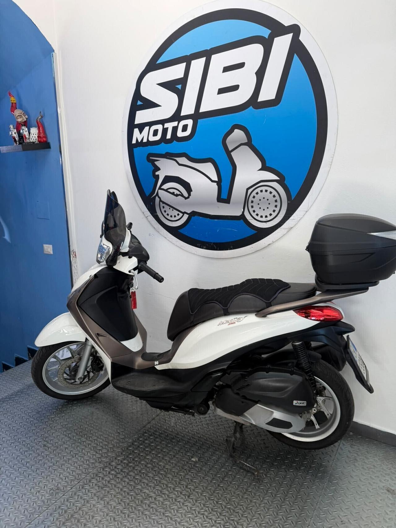 Piaggio Medley 150