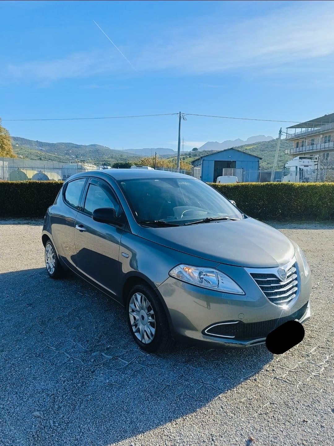 Lancia Ypsilon 1.4 Unyca Ecochic GPL
