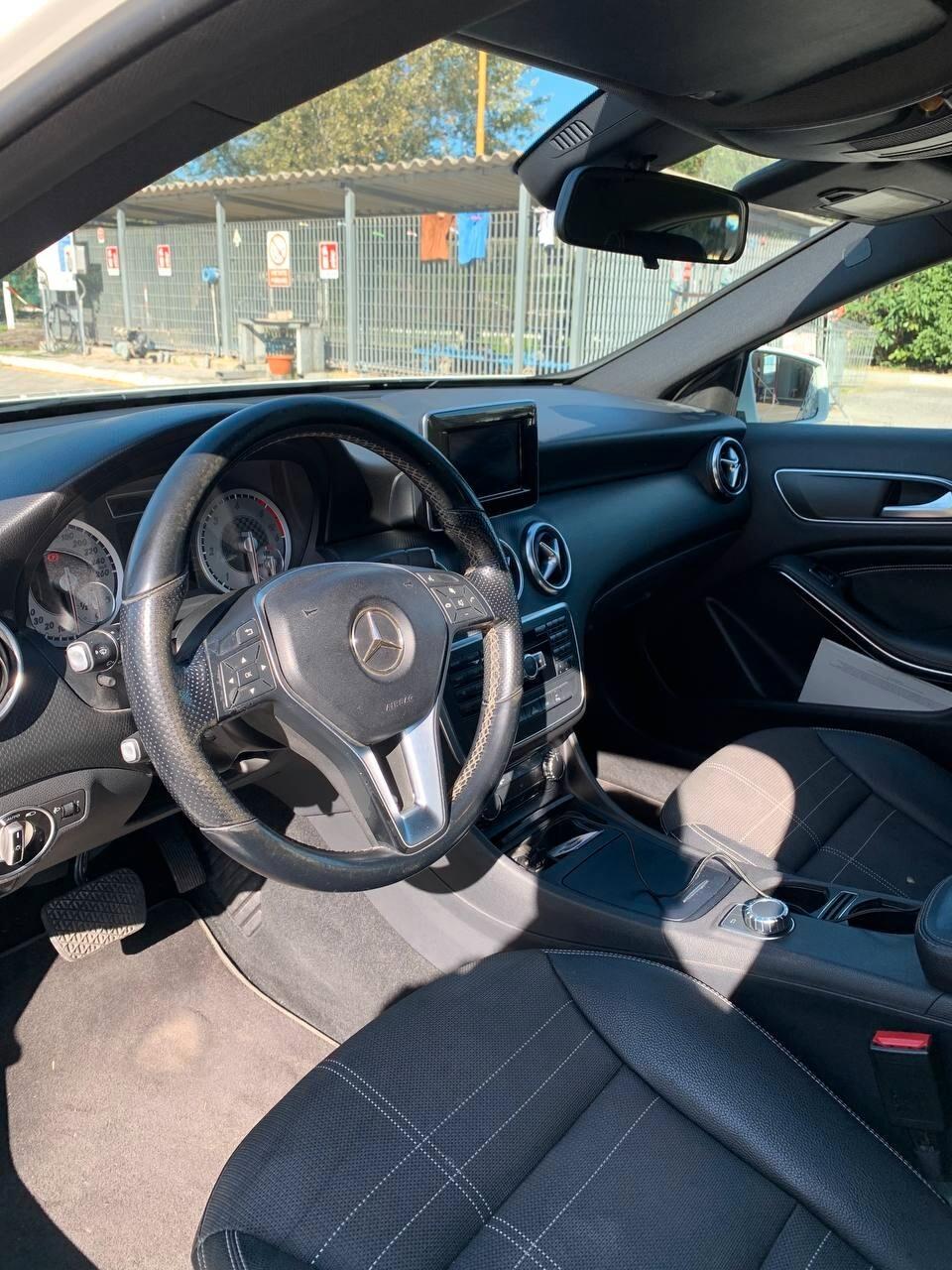 Mercedes-benz A 200 CDI BlueEFFICIENCY Sport