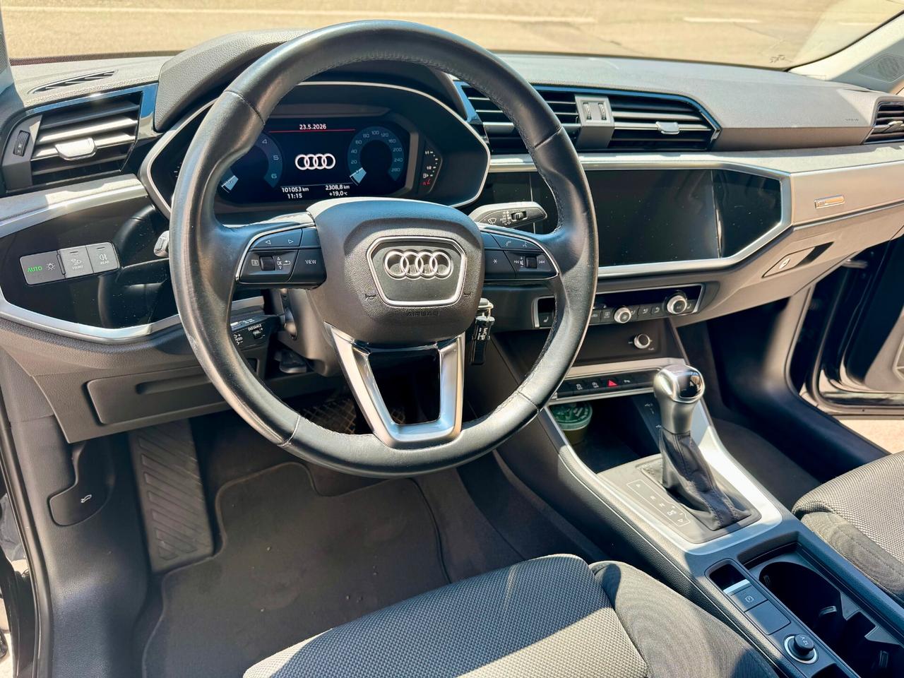 Audi Q3 35 TDI S tronic Business Advanced