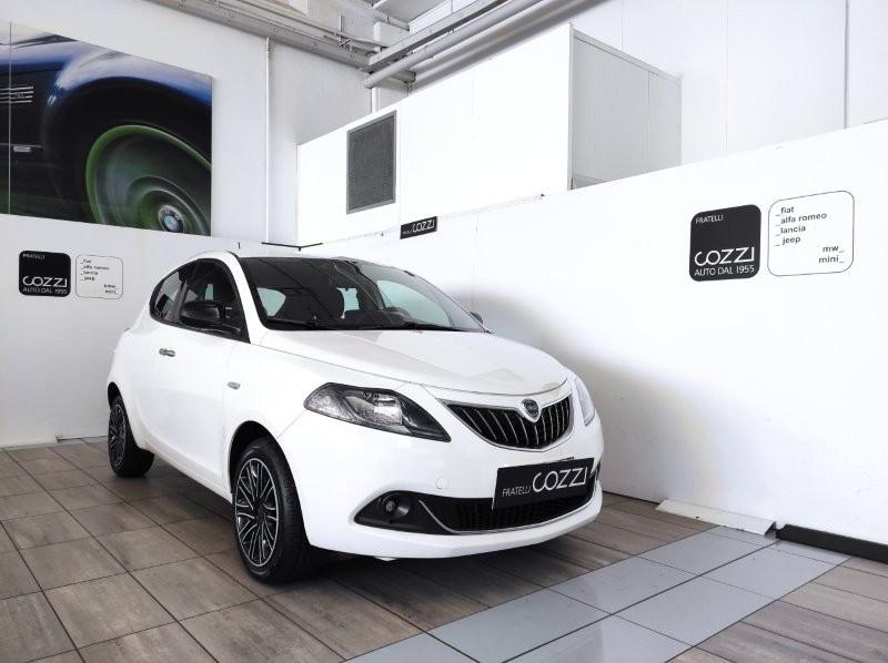 LANCIA Ypsilon 3ª serie - Ypsilon 1.0 FireFly 5 porte S&S Hybrid Gold