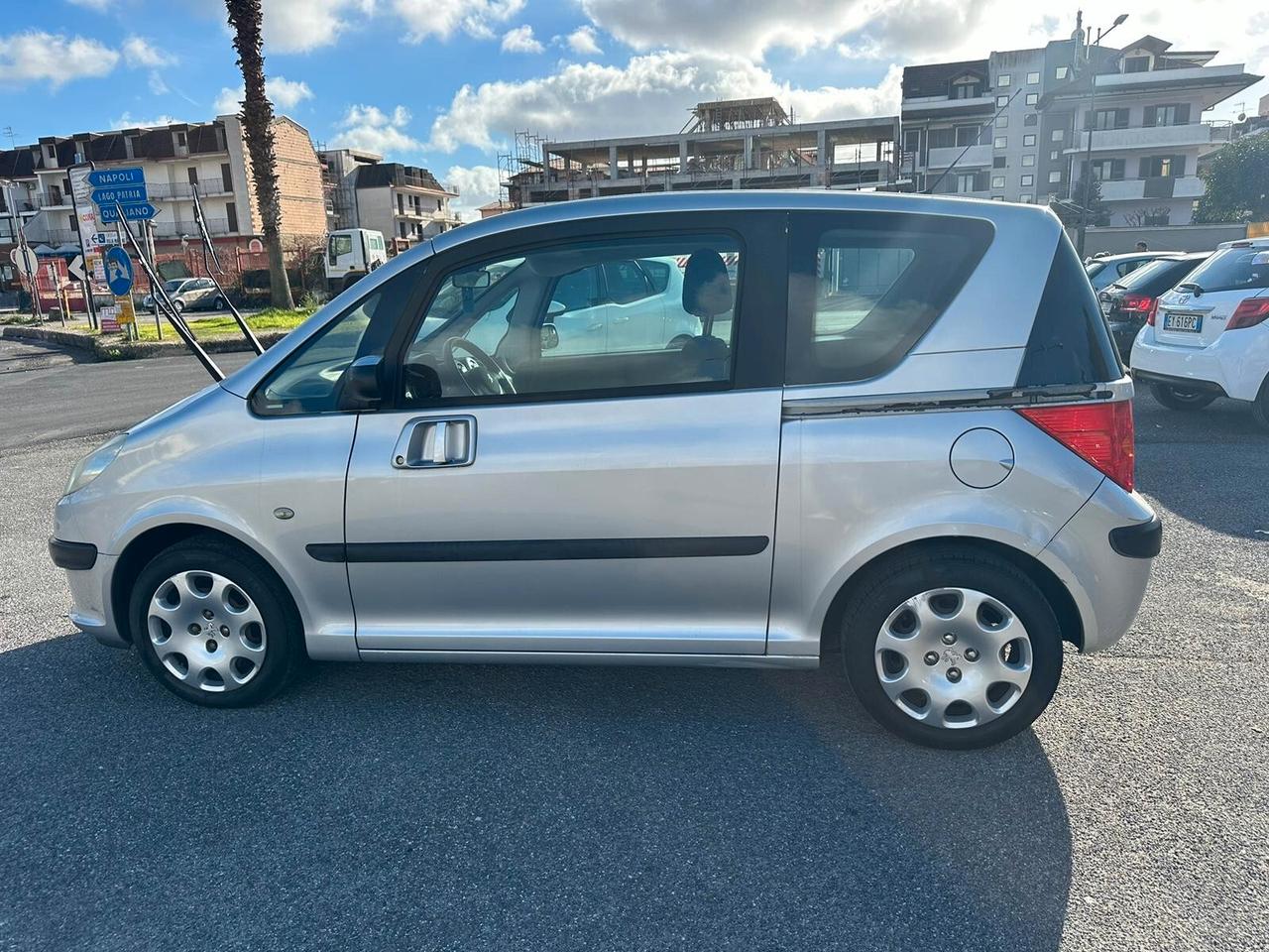 PEUGEOT 1007 1.4BENZINA 74CV