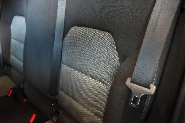 MERCEDES-BENZ GLA 180 D EXECUTIVE AUT.TEL CERCHI 17"VETRI SCURI SED.RISC