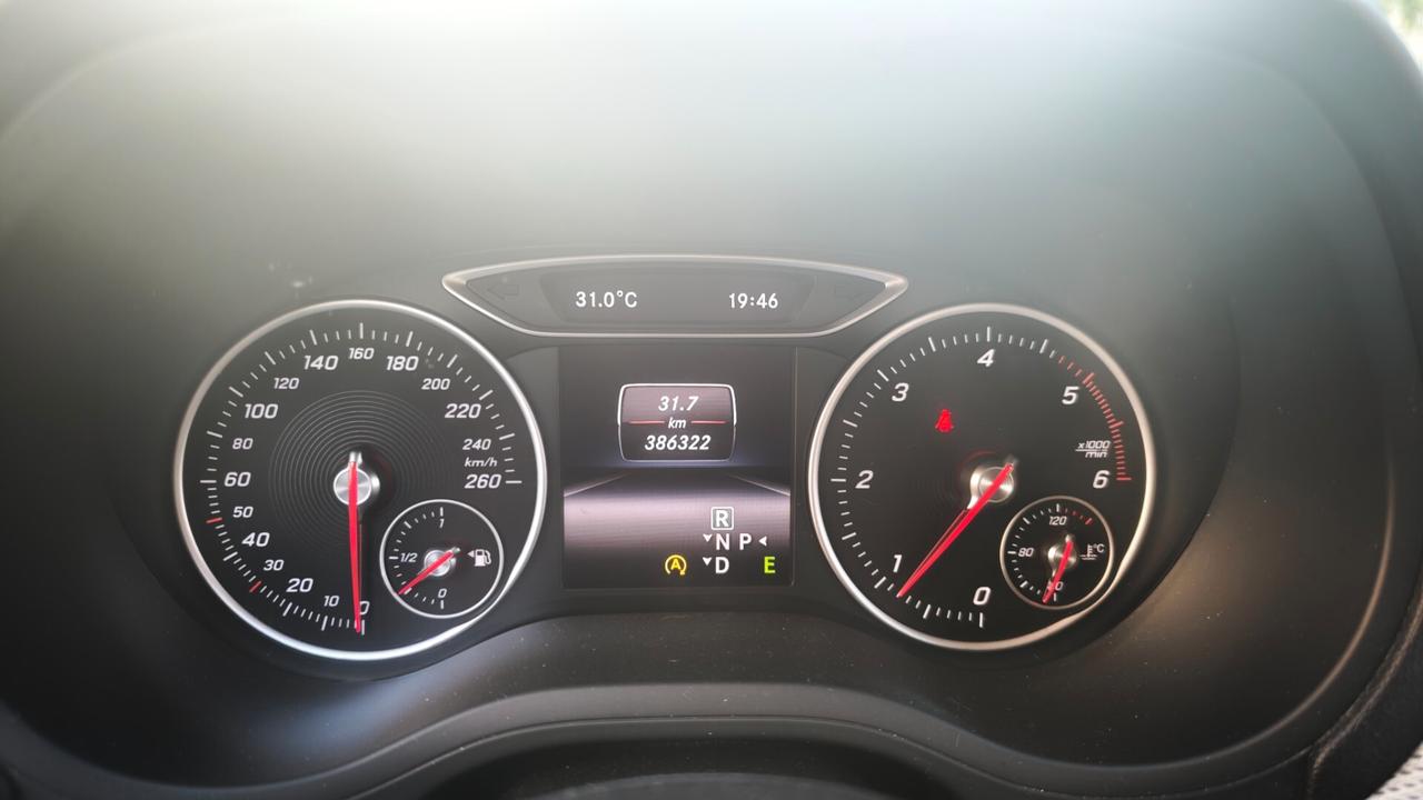 Mercedes-benz B 200 d Automatic Executive leggi