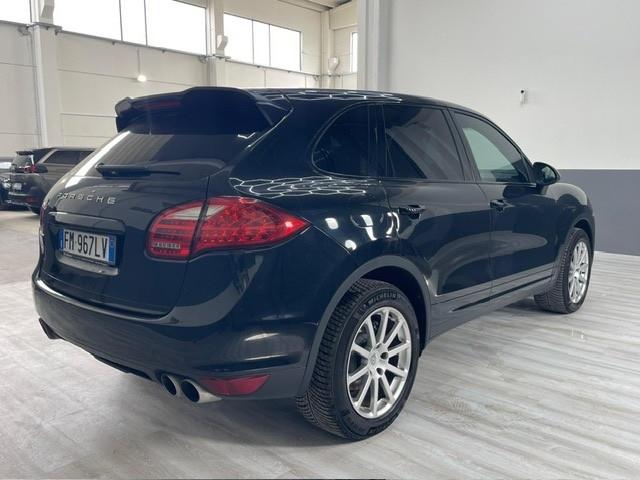Porsche Cayenne 3.6 GPL
