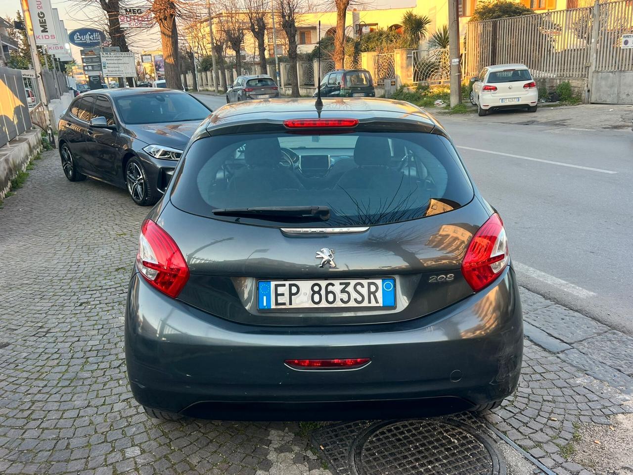Peugeot 208 1.4 HDi 68 CV 5 porte Active