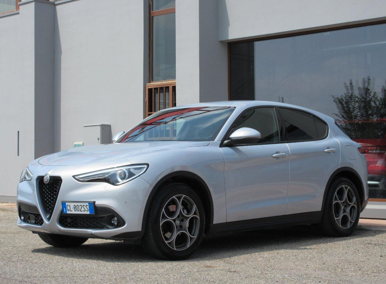 Alfa Romeo Stelvio 2.2 t Sprint Q4 190cv auto