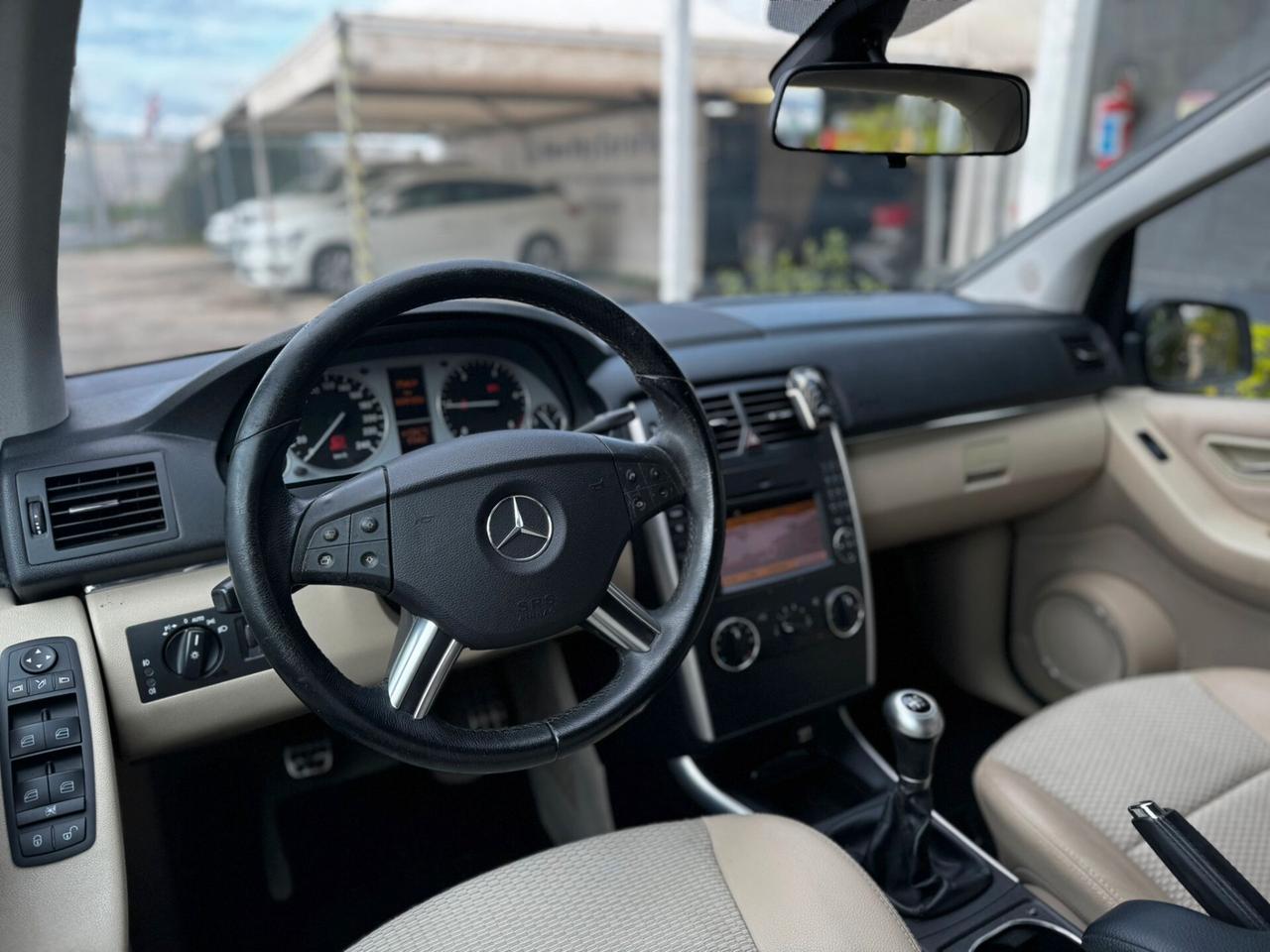 Mercedes-benz B 200 CDI Premium