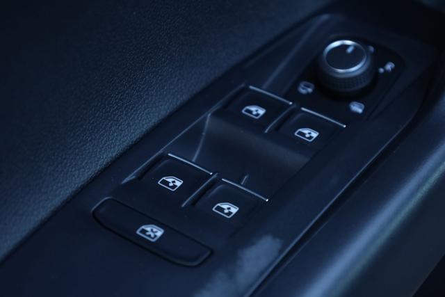 VOLKSWAGEN Taigo 1.0 TSI 115 CV R-Line