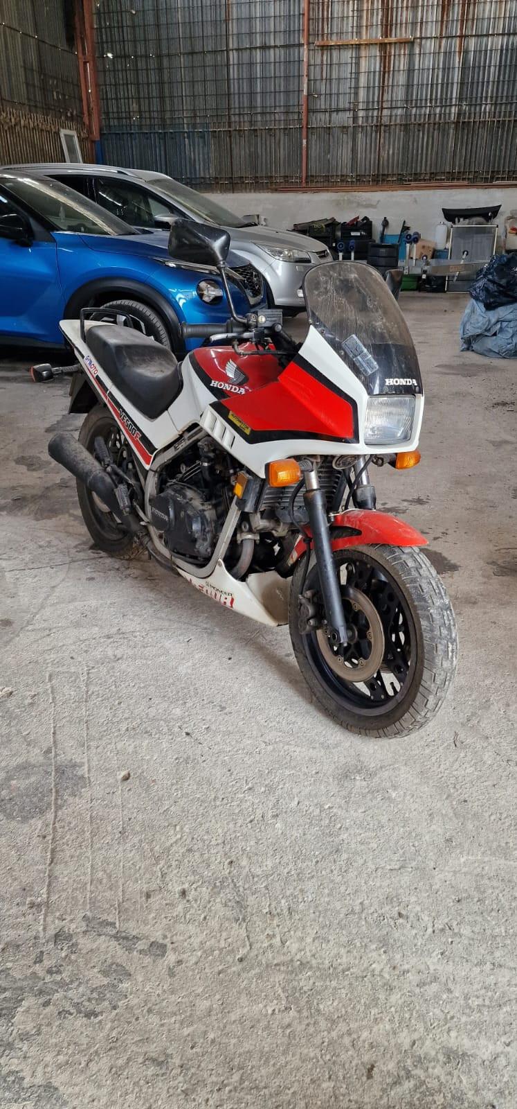 HONDA VF 500 1984 ISCITTA ASI