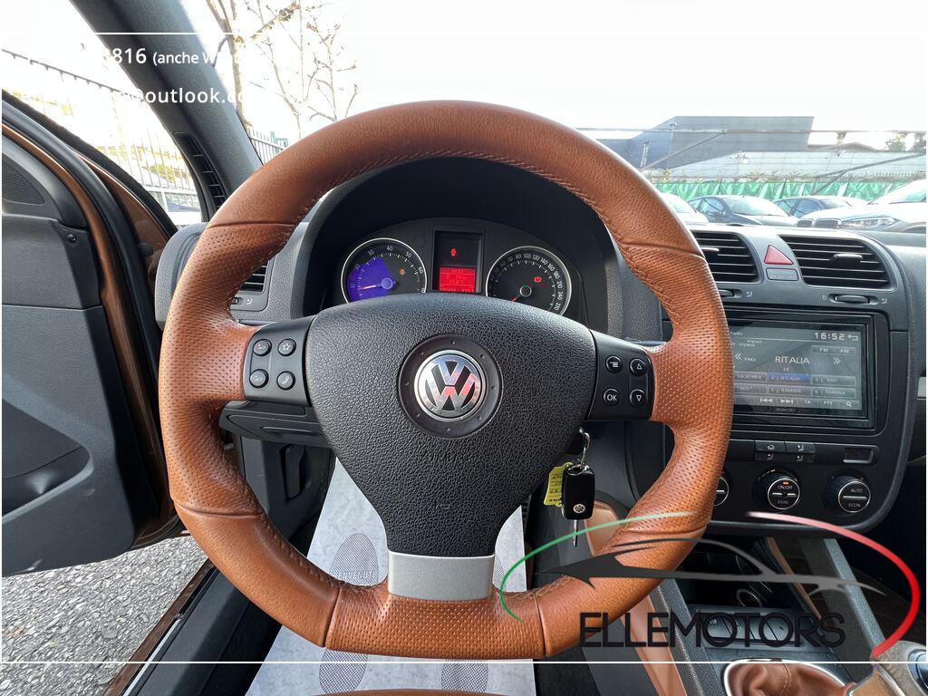 Volkswagen Golf GTI 2.0 TFSI GTI