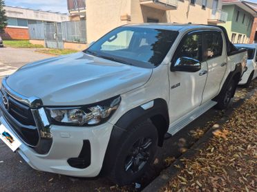 Toyota Hilux 2.4 D-4D 4WD 4 porte Double Cab Lounge
