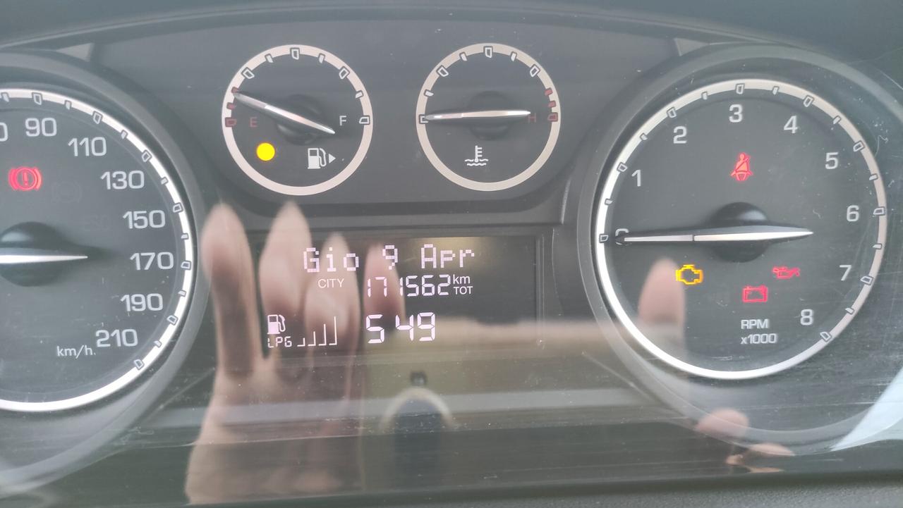 Lancia Ypsilon 1.2 69 CV 5 porte GPL Ecochic Gold NEOPATENTATI - 2015