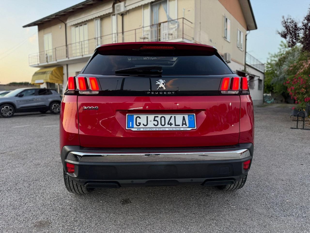 PEUGEOT 3008 BlueHDi 130 S&S Allure