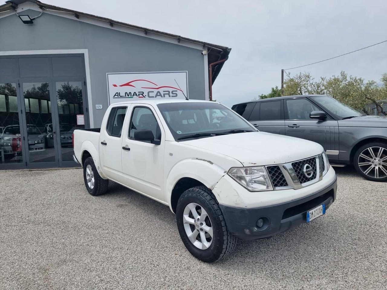 Nissan Navara 2.5 dCi 4 porte Double Cab LE