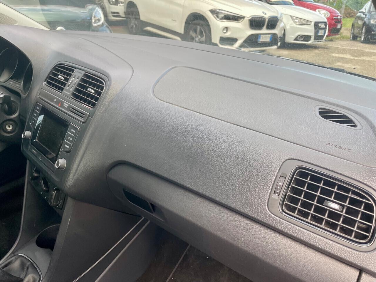 Volkswagen Polo 1.0 5 PORTE BENZINA