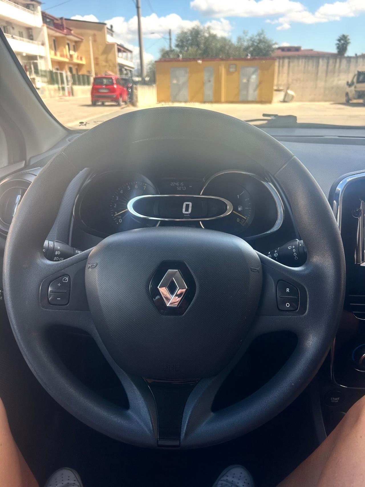Renault Clio 1.2 75CV 5 porte GPL