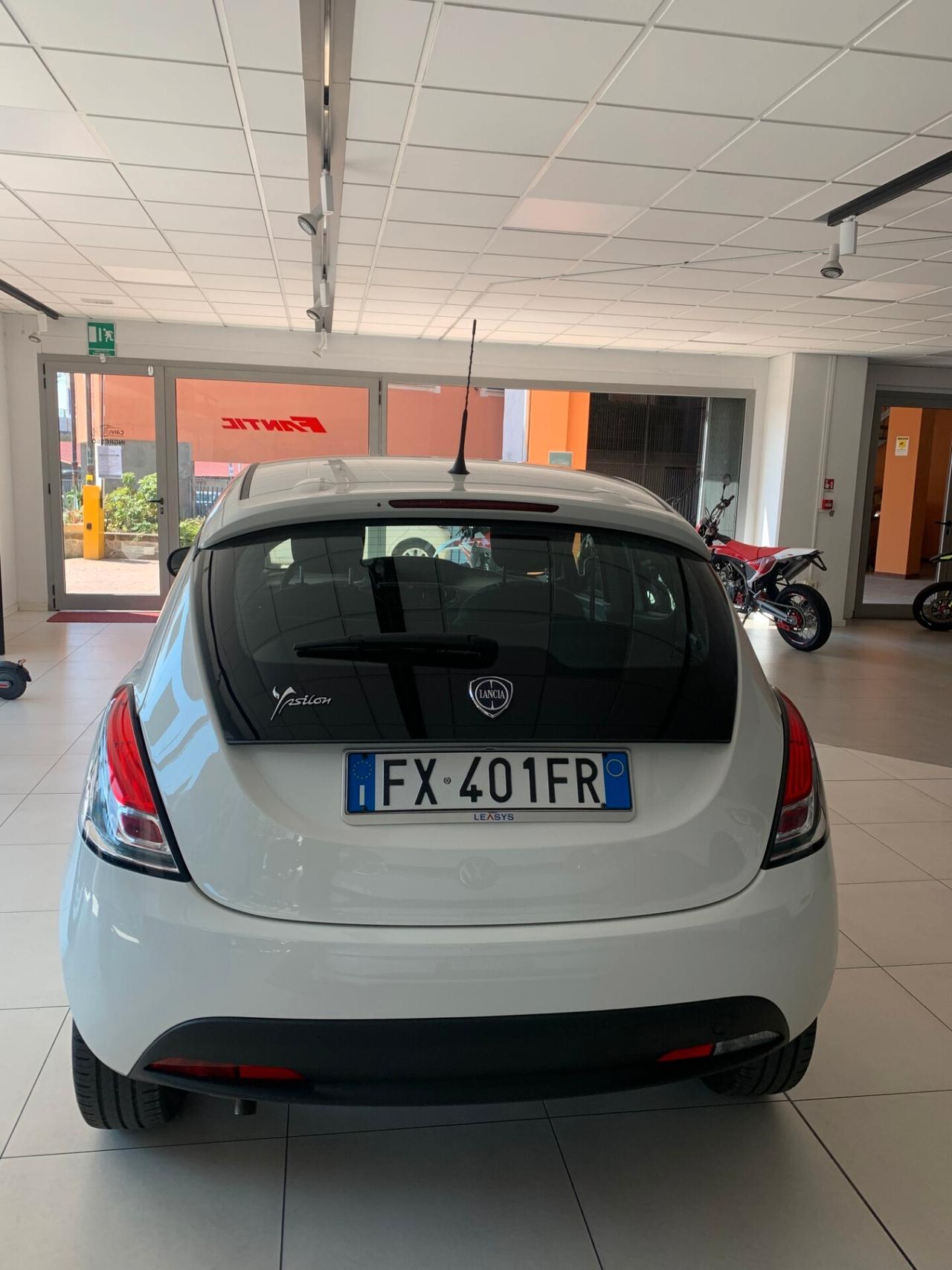 Lancia Ypsilon 1.2 69 CV S&S Elefantino Blu