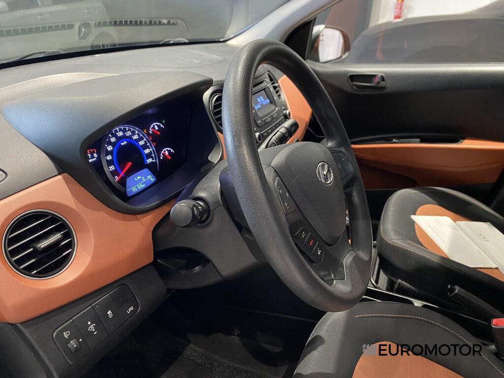 Hyundai i10 1.0 Login