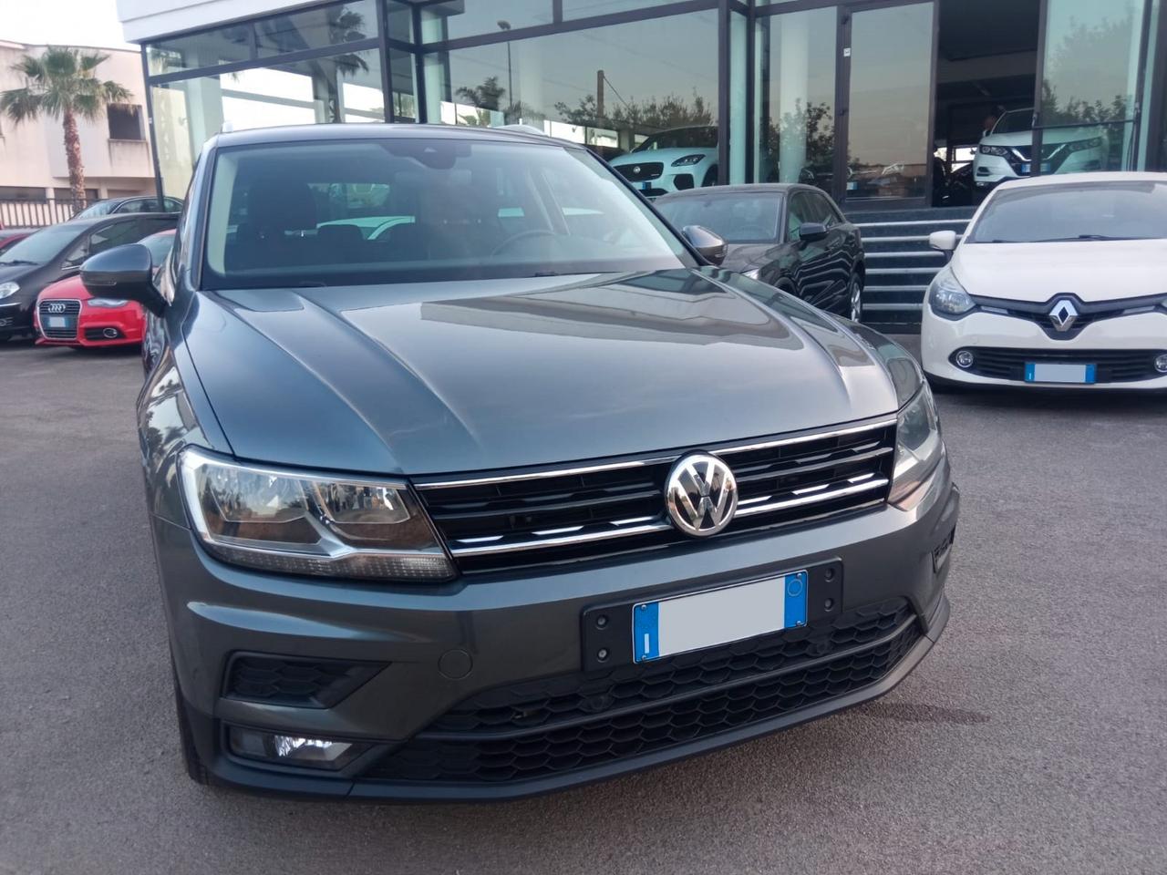 Volkswagen Tiguan 2.0 TDI Business DSG NAVI