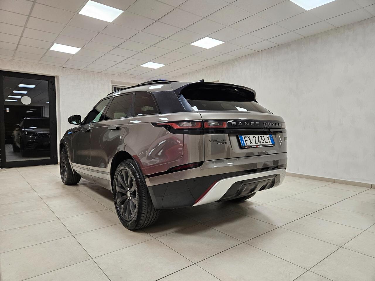 Land Rover Range Rover Velar Range Rover Velar 2.0D I4 240 CV R-Dynamic S