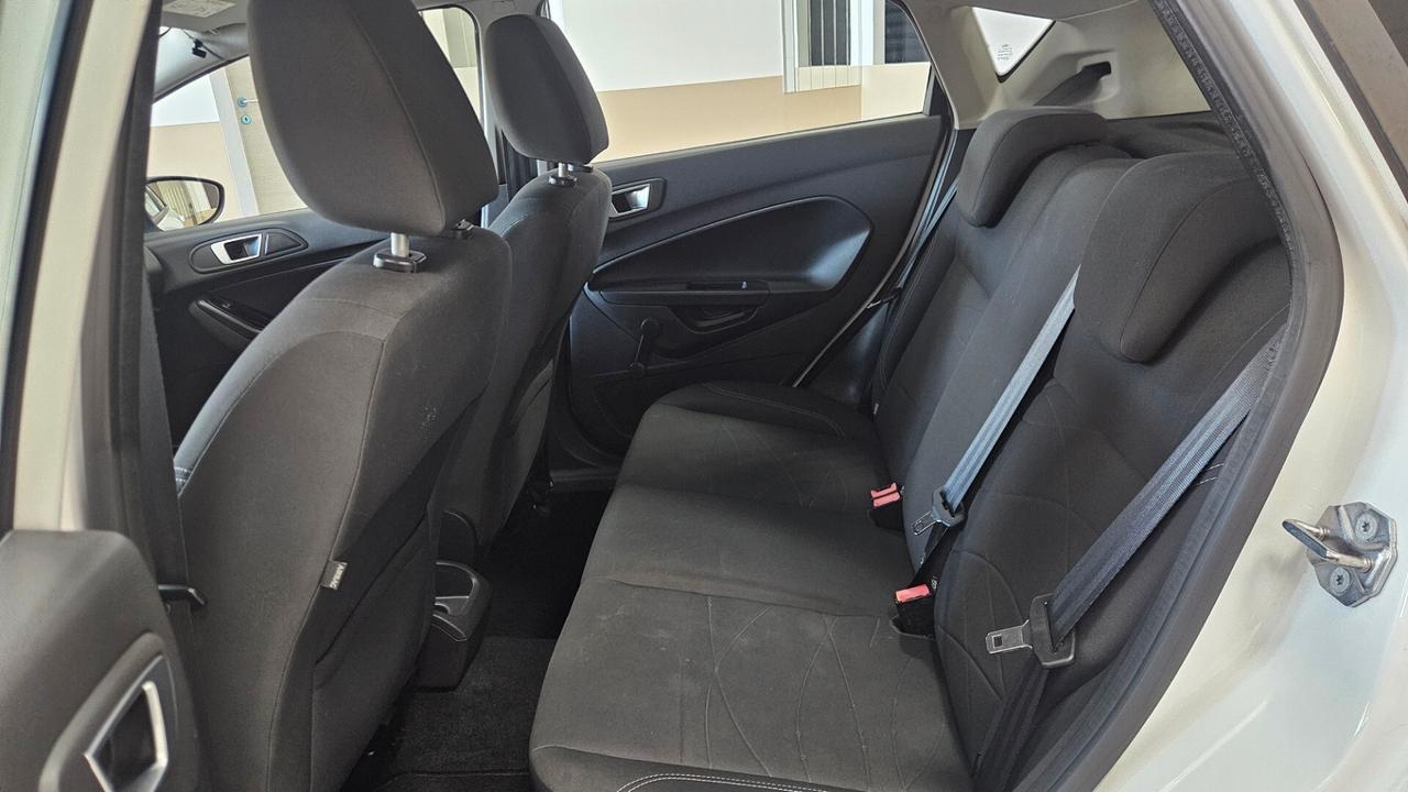 Ford Fiesta Plus 1.5 TDCi 75CV 5 porte