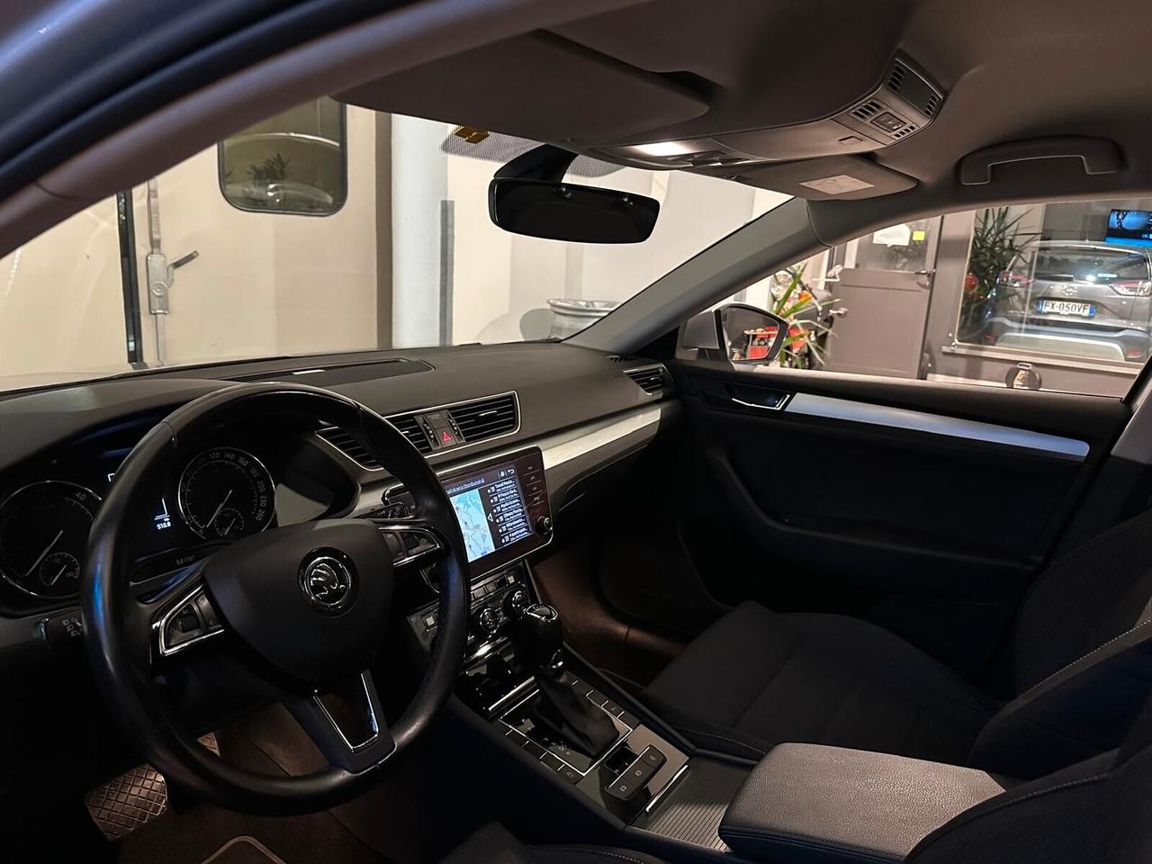 Skoda Superb 2.0 TDI 190 CV SCR DSG Wagon SportLine
