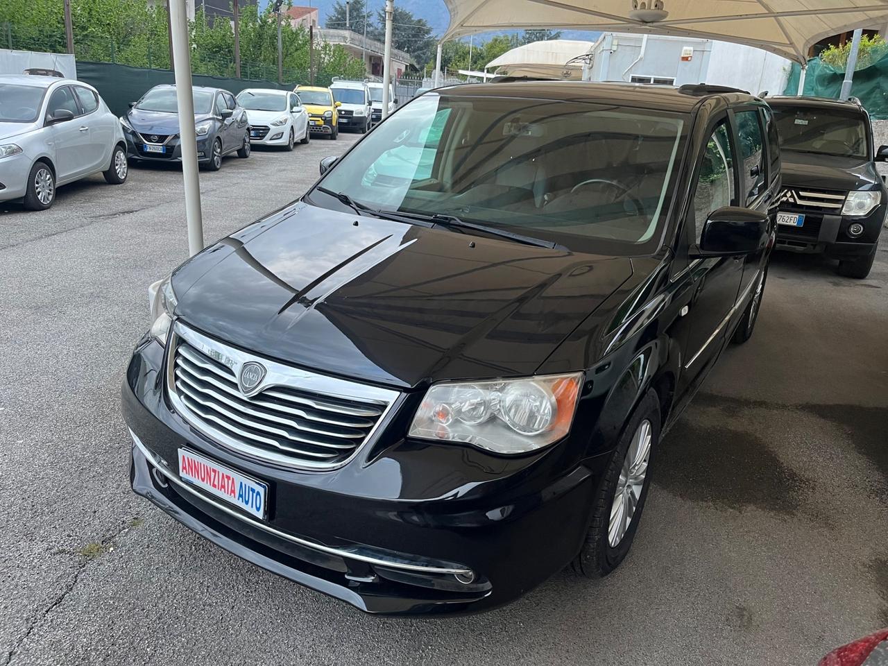 Lancia Voyager 2.8 7 POSTI Gold 163 CV