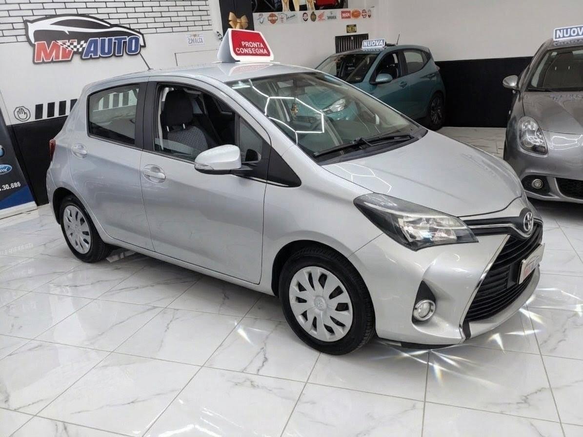 Toyota Yaris 1.0 5P Doppia Occasione da MV Auto!